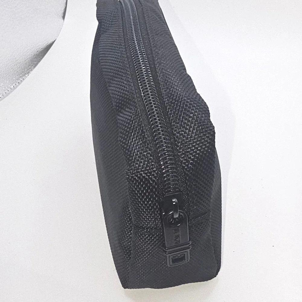 Tumi delta airlines